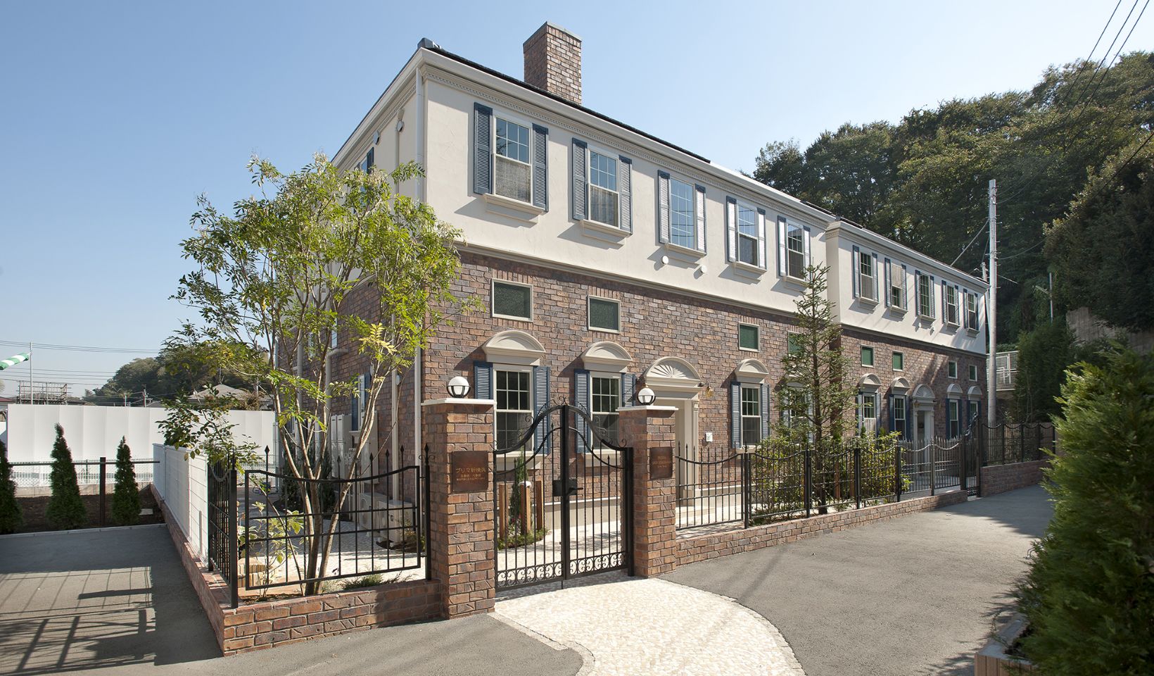 静岡県浜松市の工務店のエコーアートが建築できる女性専用単身者向けアパートプリマの外観斜め画像