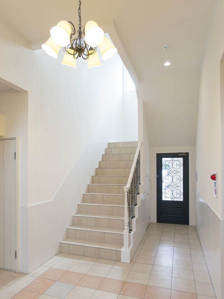 静岡県浜松市の工務店のエコーアートが建築できる女性専用単身者向けアパートプリマグランデのおしゃれな共用部の画像