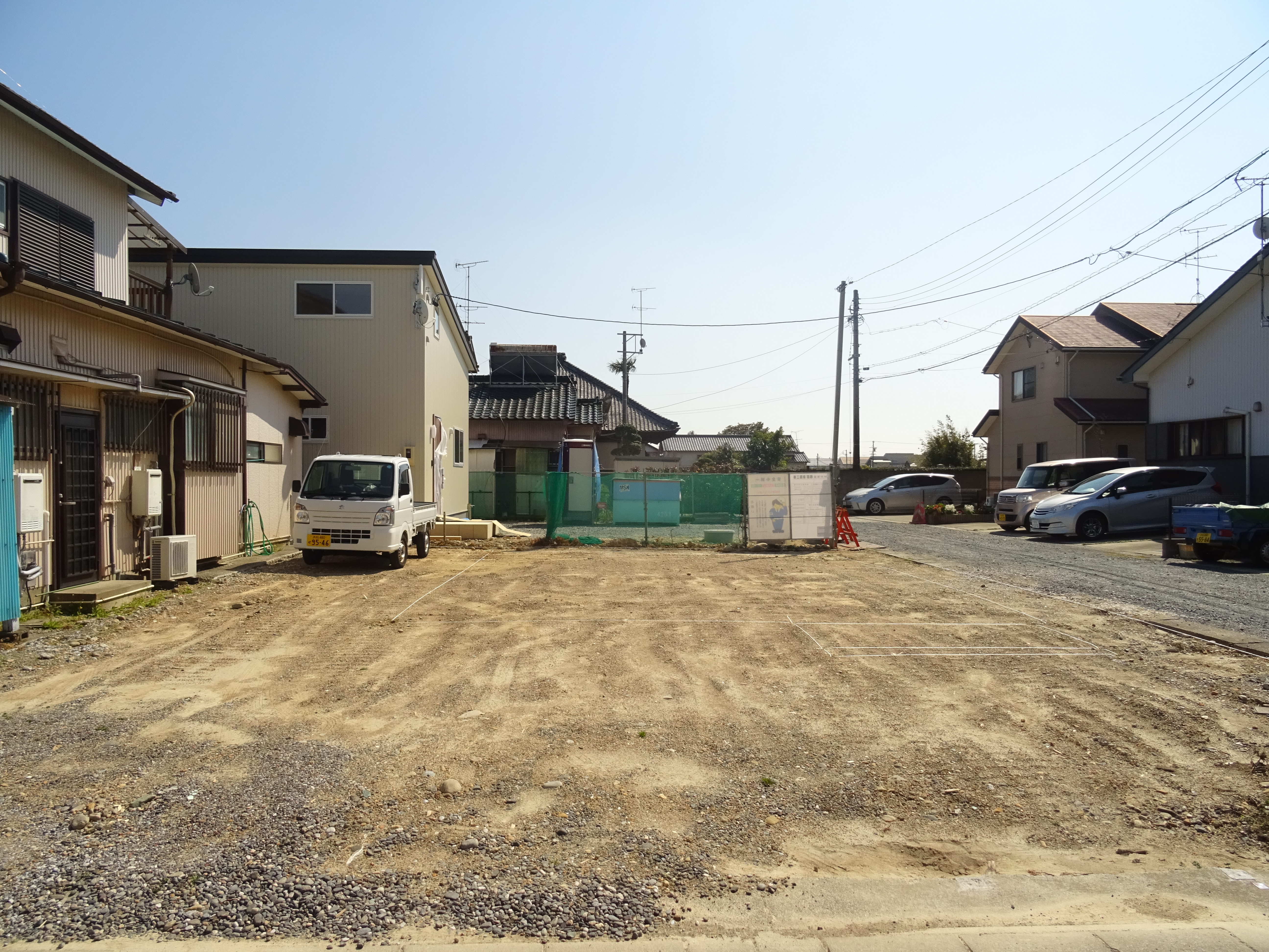 浜松市の注文住宅会社のエコーアートが張った地縄写真