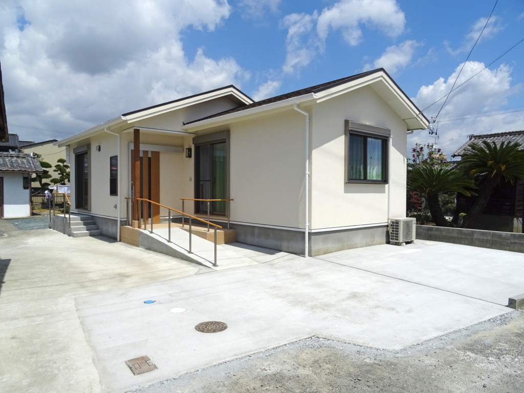 浜松市の注文住宅会社のエコーアートが建てた平屋の施工写真