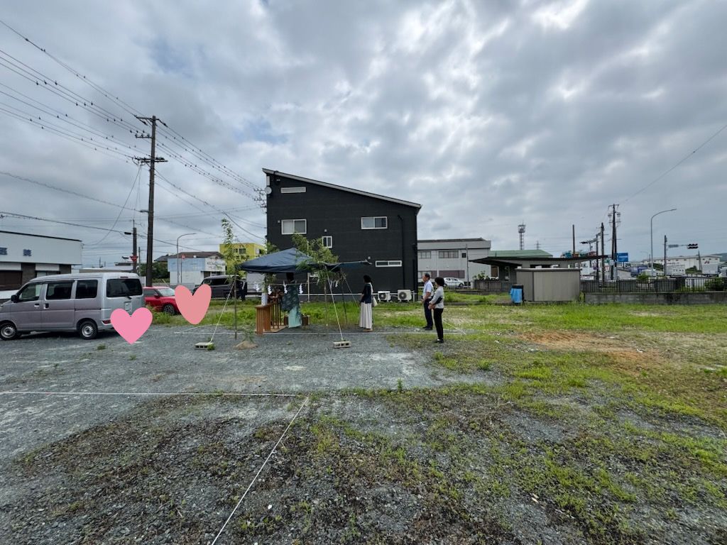 浜松市の注文住宅会社の工務店のエコーアートが行う地鎮祭最中の写真