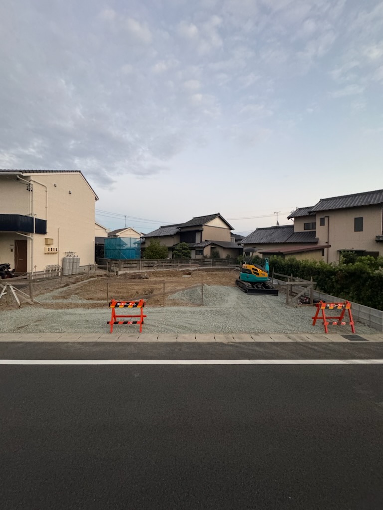 浜松市の注文住宅会社の工務店のエコーアートが施工した１Kのかわいいアパートの着工写真