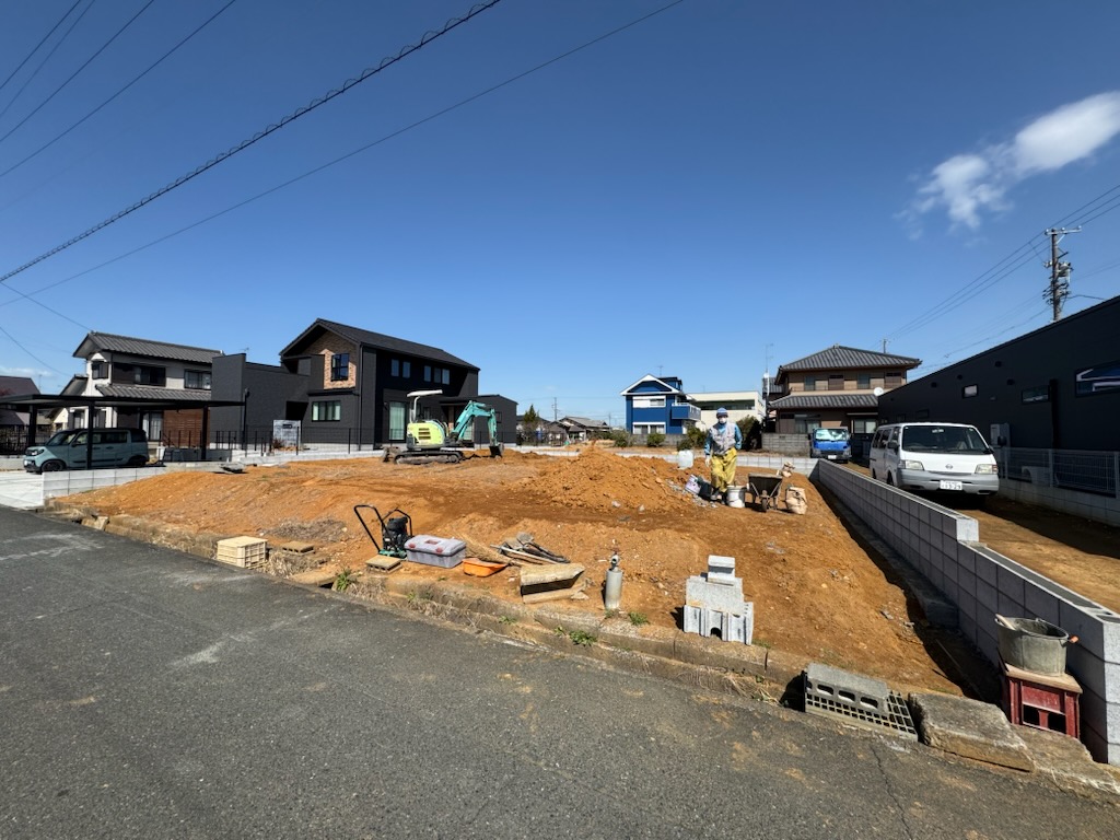 浜松市の注文住宅会社の工務店のエコーアートが施工中の現場の造成工事中写真