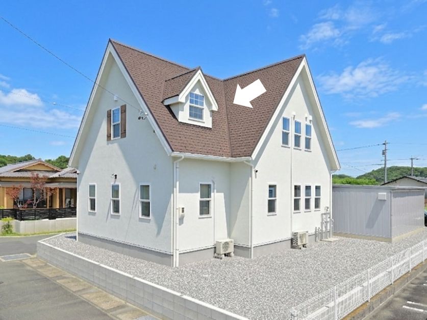 浜松市の注文住宅会社の工務店のエコーアートが建てた大屋根スタイルの家の南西角の外観写真