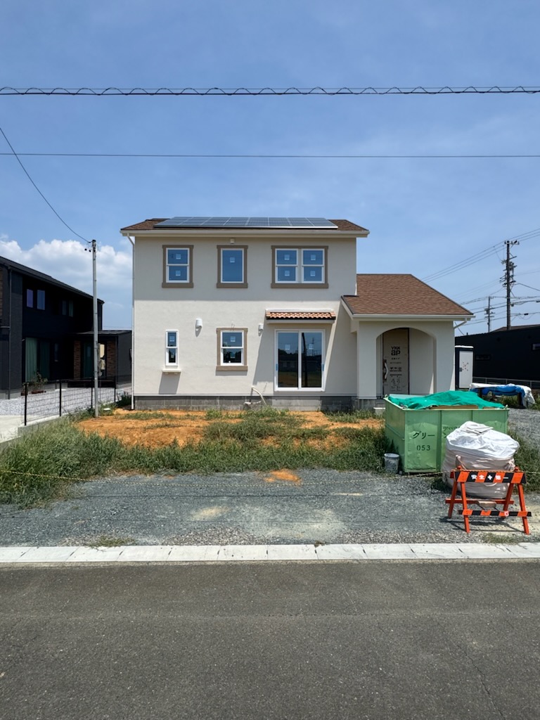 浜松市の注文住宅会社の工務店のエコーアートが建築中の外観写真